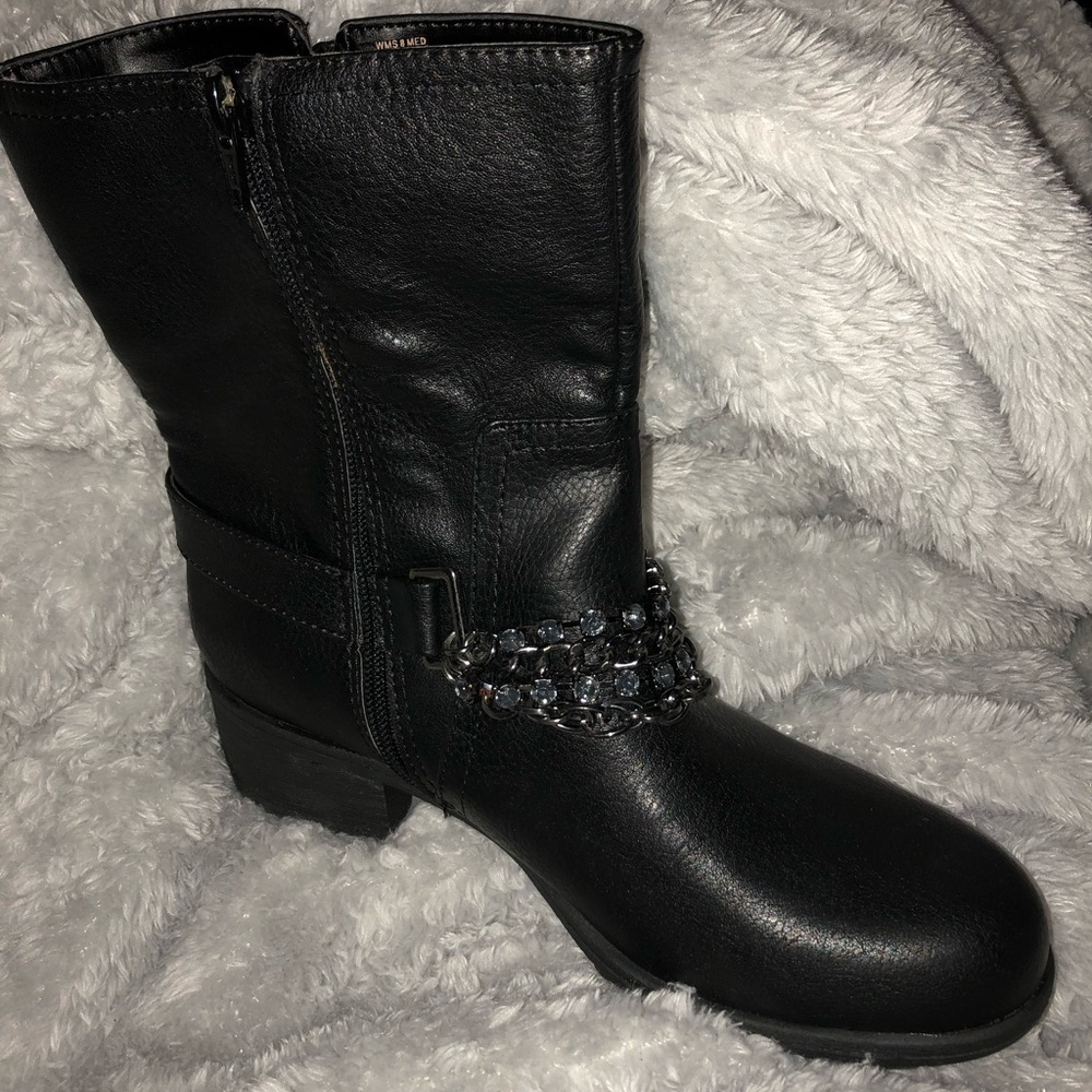 HUGE PRICE DROP!!! VERA WANG BOOTS💕